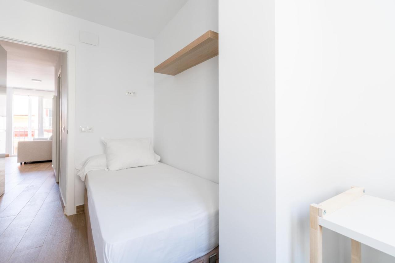 Holi-Rent Pureza Appartement Sevilla Buitenkant foto