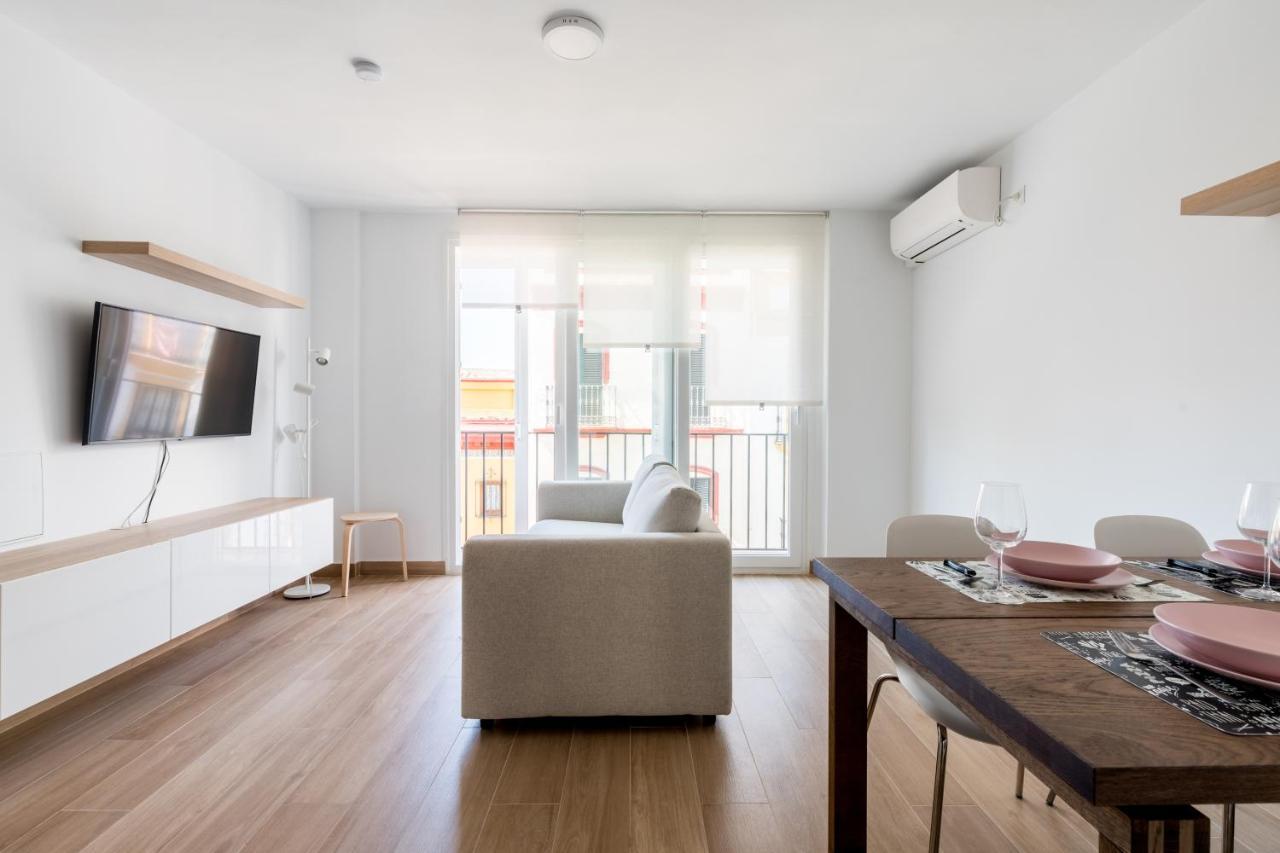 Holi-Rent Pureza Appartement Sevilla Buitenkant foto