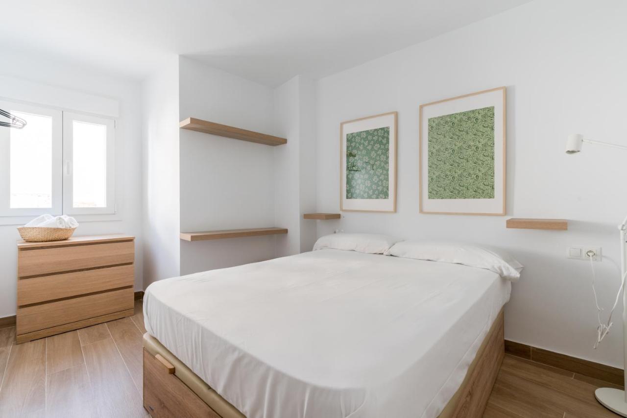 Holi-Rent Pureza Appartement Sevilla Buitenkant foto