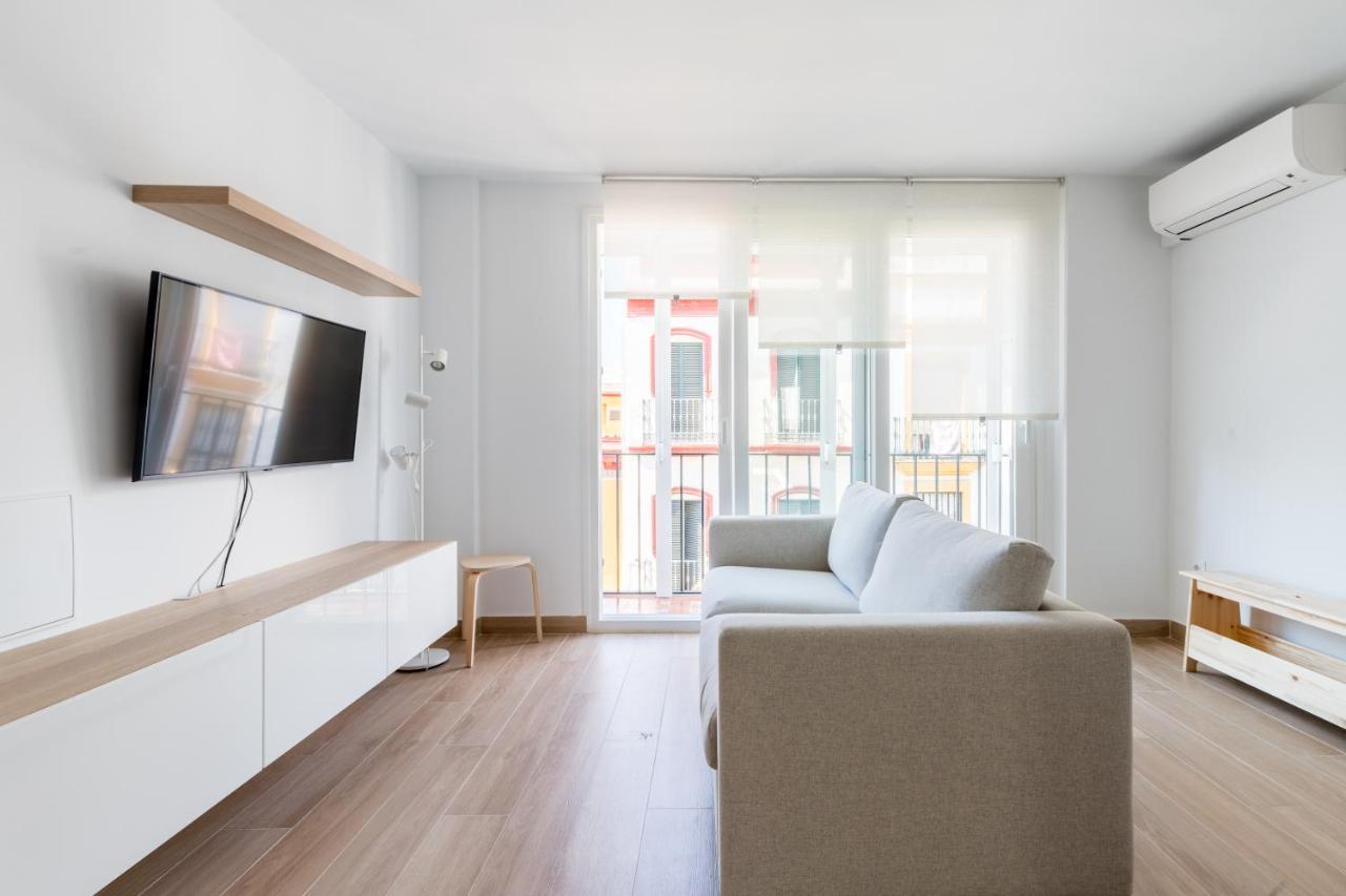 Holi-Rent Pureza Appartement Sevilla Buitenkant foto