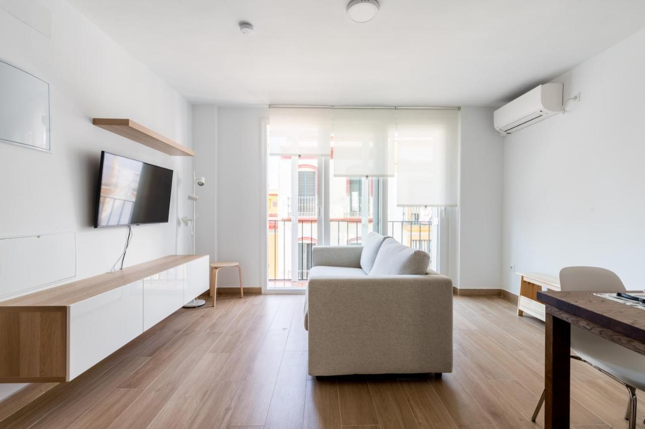 Holi-Rent Pureza Appartement Sevilla Buitenkant foto